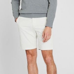 Club Monaco Maddox Fit 9” White Shorts (Size 33)